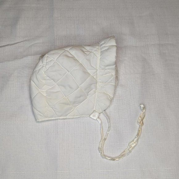 Vintage White Baby Bonnet - Picture 2 of 5